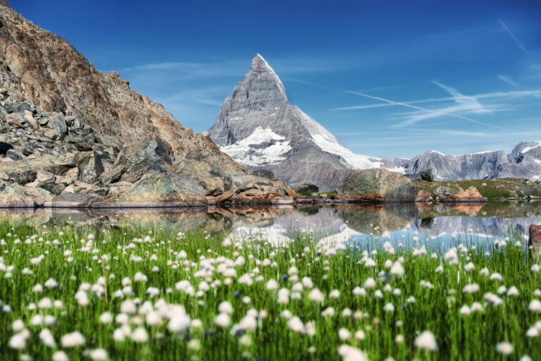 Zermatt été Suisse station ski montagne vacances printemps