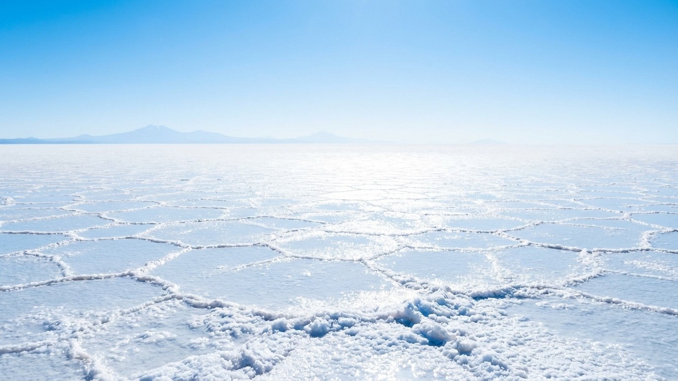 Déserts de sel : Uyuni, Atacama et les paysages lunaires terrestres