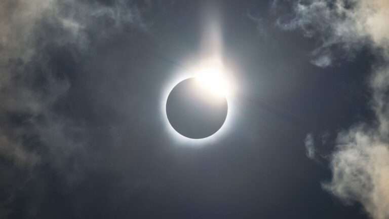 J'ai découvert ce village d'Espagne par hasard : c'est là que je verrai l'éclipse totale de l'été 2026