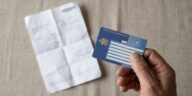 J'ai glissé ma carte européenne d'assurance maladie dans ma valise pour la Tunisie : à l'hôpital, la facture qu'on m'a ten...