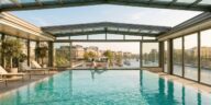 On croit tous que Paris est invivable l'été, sauf ceux qui connaissent cette piscine cachée en plein cœur de la capitale