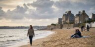 « On y est allé pour fuir les 35°C, on a failli ne plus redescendre » : cette côte normande qui rend accro aux étés sous 25°C