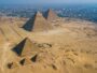 Sous le sable du plateau de Gizeh dormait un trésor oublié depuis des millénaires : ce que les archéologues viennent de ré...