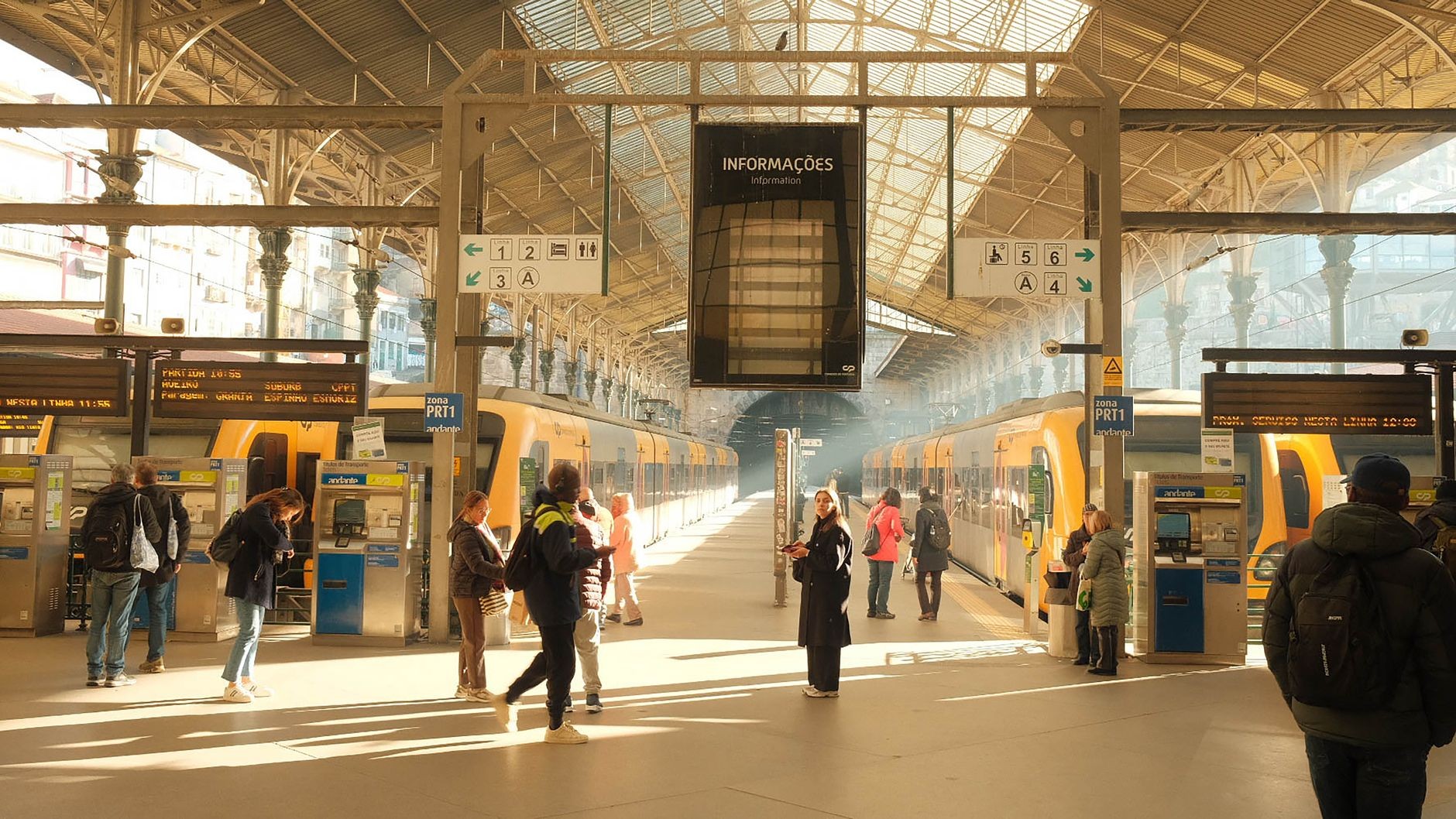 J&rsquo;ai payé mon pass Interrail Global un mois avant de partir pour traverser l&rsquo;Italie et l&rsquo;Espagne en août : sur le quai de Milan, le contrôleur m&rsquo;a réclamé autre chose que mon pass