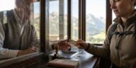 J'ai réservé la montée sur la voie ferrée la plus raide du monde au-dessus de Lucerne : au guichet d'Alpnachstad, on m'a r...