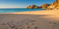 Plage isolée en Algérie : où trouver le calme absolu loin des parasols et de la foule
