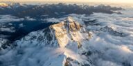 Records géographiques terrestres : montagnes, déserts et canyons qui écrasent toute concurrence