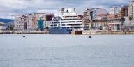 « On payait 1 100 € par mois pour notre appartement » : sur ce navire qui enchaîne 400 ports en trois ans et demi, la jour...