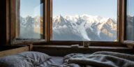 « On payait 180 € la nuit à Chamonix » : dans ce massif français, l'été se dort à 45 € avec les mêmes sommets
